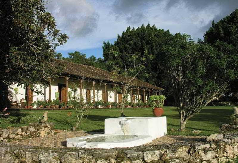 Parador-Museo Santa Maria La Trinitaria Exterior photo